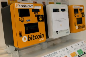 Έρευνα για τη χειραγώγηση του bitcoin διεξάγουν οι ΗΠΑ