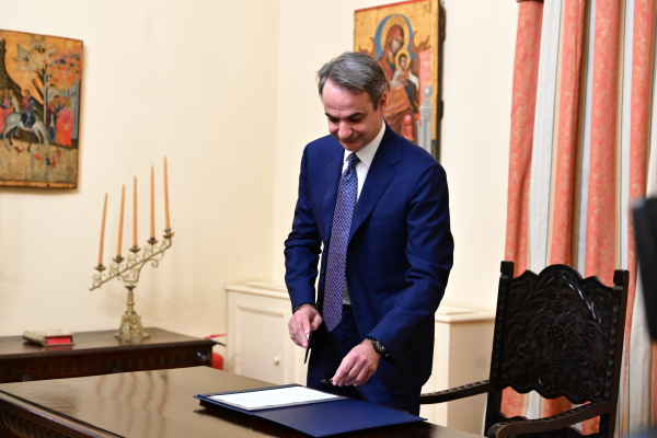 Το δίλημμα Μητσοτάκη για κάλπες: Σπριντ ή μαραθώνιος μετά τη ΔΕΘ;