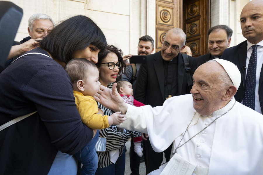 Την Τουρκία θα επισκεφθεί ο Πάπας Φραγκίσκος