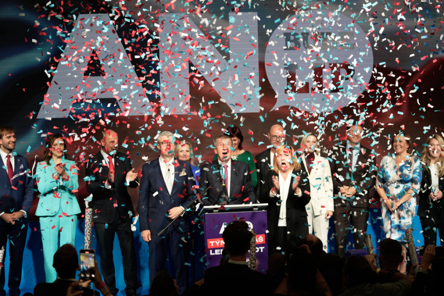 «Πρωτιά» για την ακροδεξιά στην Τσεχία - Το κόμμα του Αντρέι Μπάμπις κέρδισε στις εκλογές