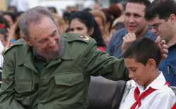 Τσίπρας για θάνατο του Φιντέλ Κάστρο: «Αντίο κομαντάτε. Ως την παντοτινή νίκη των λαών».