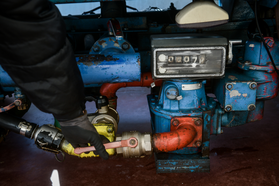 «Μπλόκο» στο λαθρεμπόριο καυσίμων: Έρχεται online έλεγχος σε πραγματικό χρόνο