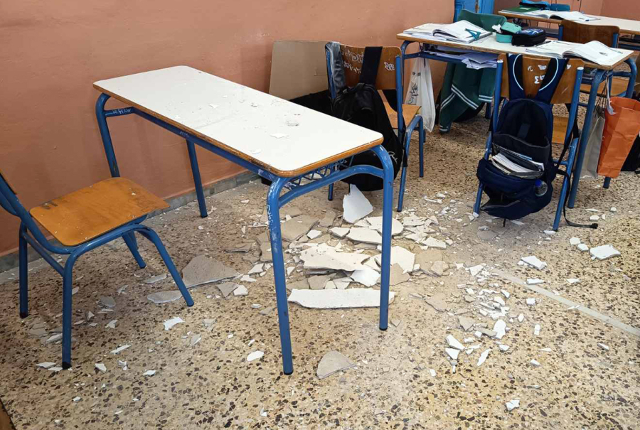 Καβάλα: Έπεσαν σοβάδες στο 1ο Γυμνάσιο - «Καμπανάκι» από τον Γεράσιμο Παπαδόπουλο για τα σχολικά κτίρια