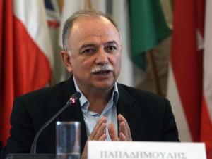Παπαδημούλης: Η Ελλάδα επιδιώκει και δικαιούται μία ουσιαστική ελάφρυνση του χρέους