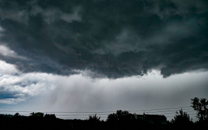 Επιδείνωση του καιρού με βροχές και καταιγίδες: Πού θα χτυπήσει η κακοκαιρία