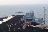Αμερικανικό F-18 έπεσε στη θάλασσα από το αεροπλανοφόρο «Harry S. Truman»