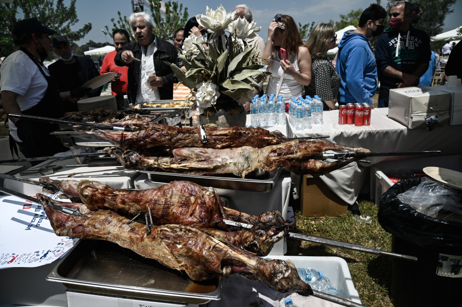 Με «εκπλήξεις» ο καιρός το Πάσχα: Ποιοι θα πρέπει να βιαστούν να σουβλίσουν