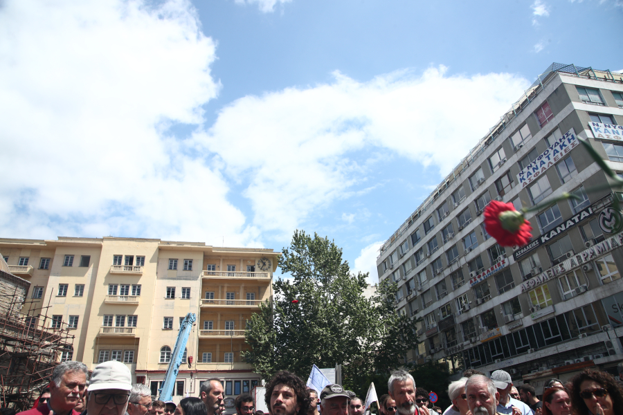 Πρωτομαγιά: Η έξτρα αργία μετά το Πάσχα που δίνει μία επιπλέον μέρα ξεκούρασης