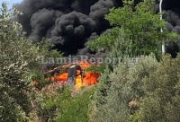 Φωτιά σε λεωφορείο στην εθνική οδό στο ύψος της Στυλίδας