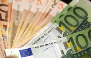 Επίδομα έως 720 ευρώ για όσους δεν εντάσσονται σε ταμείο ανεργίας του ΟΑΕΔ