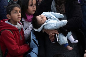 Χίος: Για εμπόδια στη μεταφορά προσφύγων από το νησί καταγγέλλει ο δήμος την Ύπατη Αρμοστεία