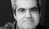 Βασίλης Παπαθεοδώρου: «Είχα υλικό παιδικής πορνογραφίας για να γράψω βιβλίο», τι δήλωσε ο δικηγόρος του