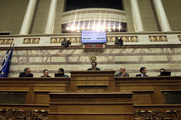ΝΔ: Η αποχή από την ψηφοφορία θα είναι δώρο στον ΣΥΡΙΖΑ