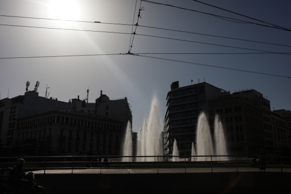 Greece Prioritizes Clearing Public Sector Arrears as Debts Rise Again