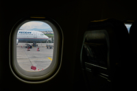 Η Aegean βάζει έκτακτες πτήσεις για την απομάκρυνση πολιτών από την Σαντορίνη