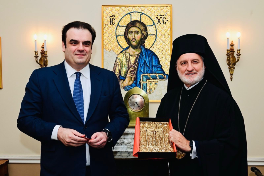 Ο Τραμπ έφερε κοντά Πιερρακάκη - Ελπιδοφόρο