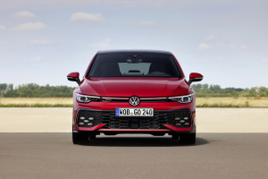 Αυτό είναι το νέο Volkswagen Golf 50 Years - Οι τιμές