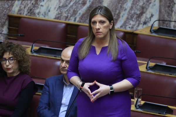 Τέμπη: Αίτημα για σύγκληση της επιτροπής Θεσμών από την Κωνσταντοπούλου