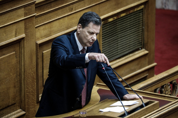 Σκυλακάκης: Συνταγματικό το μέτρο για τις ηλεκτρονικές συναλλαγές - Θα χτυπήσει τη φοροδιαφυγή