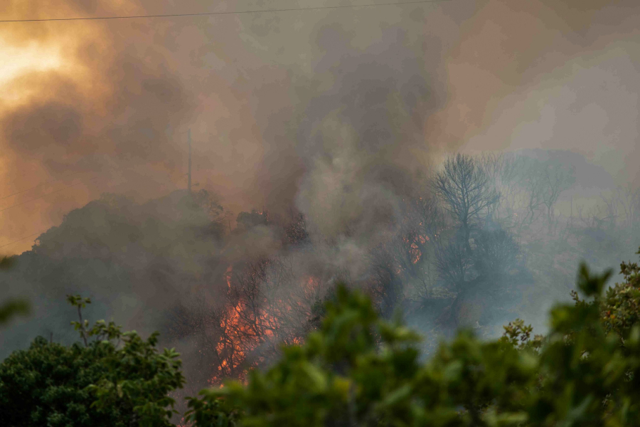Φωτιά τώρα στον Τύρναβο