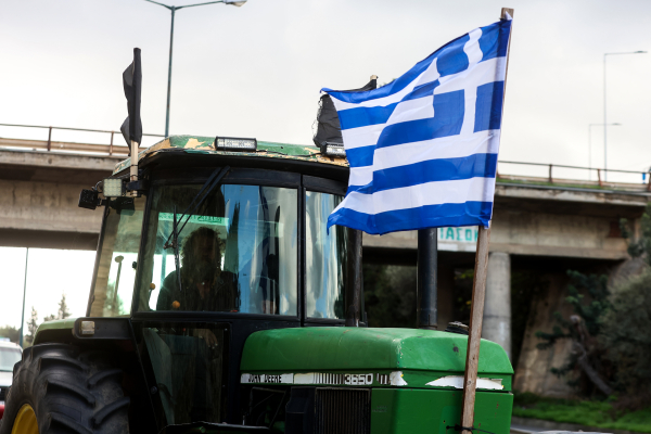 Αντάρτικο 6 βουλευτών της ΝΔ για τους αγρότες και την πληρωμή του ΟΠΕΚΕΠΕ