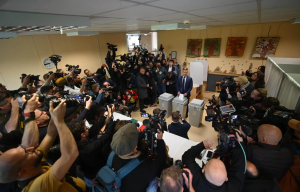 Εκλογές στην Ουγγαρία: Έκλεισαν οι κάλπες - Σε επίπεδα ρεκόρ η συμμετοχή