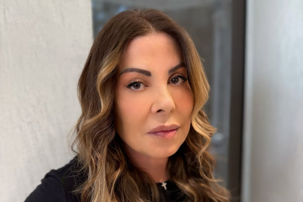 Άντζελα Δημητρίου: Ξεκινά την εβδομάδα της με γυμναστική (Φωτογραφίες)