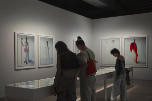Τελευταία ευκαιρία για να δείτε την έκθεση «Tilda Swinton – Ongoing» στο Onassis Ready