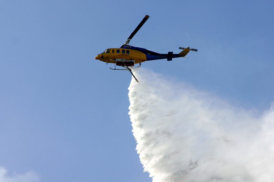 Φωτιά τώρα στον Ασπρόπυργο – Κοντά στην Αττική οδό