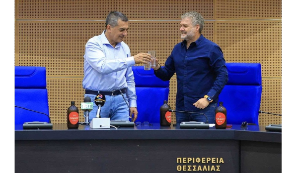 Κάλεσμα Δημήτρη Κουρέτα για επενδύσεις εμφιάλωσης του «Κόκκινου Νερού» της Αγιάς