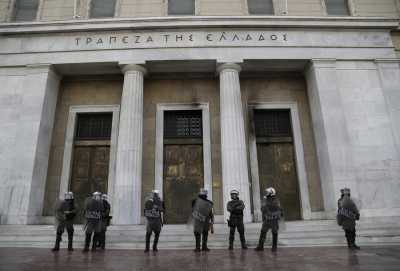 Τράπεζα Ελλάδας: Απαιτείται συντεταγμένο σχέδιο για την κατάργηση των capital controls