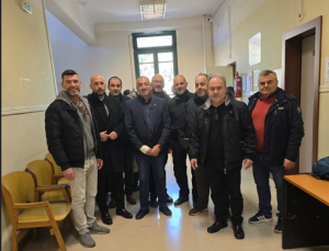 O Δ. Τζανακόπουλος «δίπλα στους αγωνιζόμενους εργάτες της Ελληνικής Αμυντικής Βιομηχανίας»