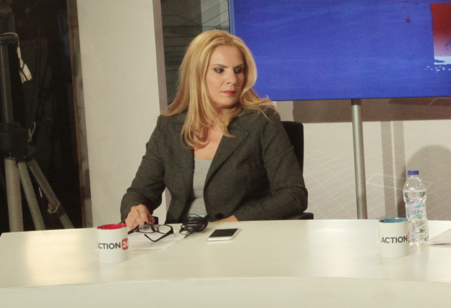 ΠΑΣΟΚ και ΣΥΡΙΖΑ κοντά και μακριά