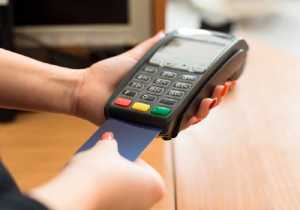 Όλα όσα πρέπει να ξέρουν επιχειρήσεις και επαγγελματίες που δέχονται κάρτες πληρωμών