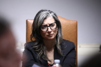 Οι ΗΠΑ αίρουν τις κυρώσεις σε βάρος της Αλμπανέζε