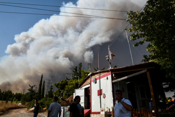 Καταγγέλλει μπαράζ εμπρησμών σε ένα διήμερο ο δήμαρχος Θέρμης