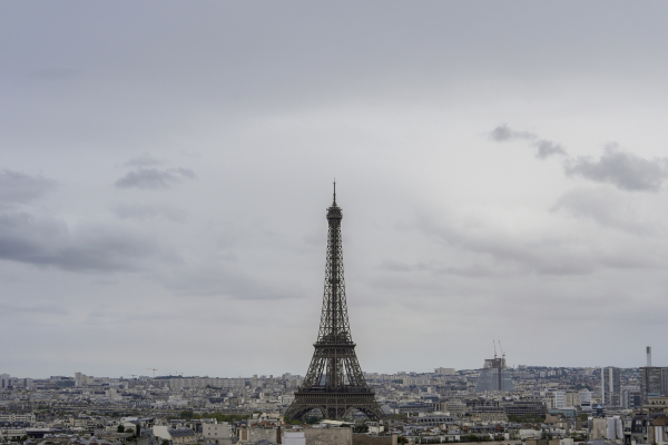 Οι λόγοι που προστατεύουν τη γαλλική αγορά ομολόγων από άμεσους κραδασμούς