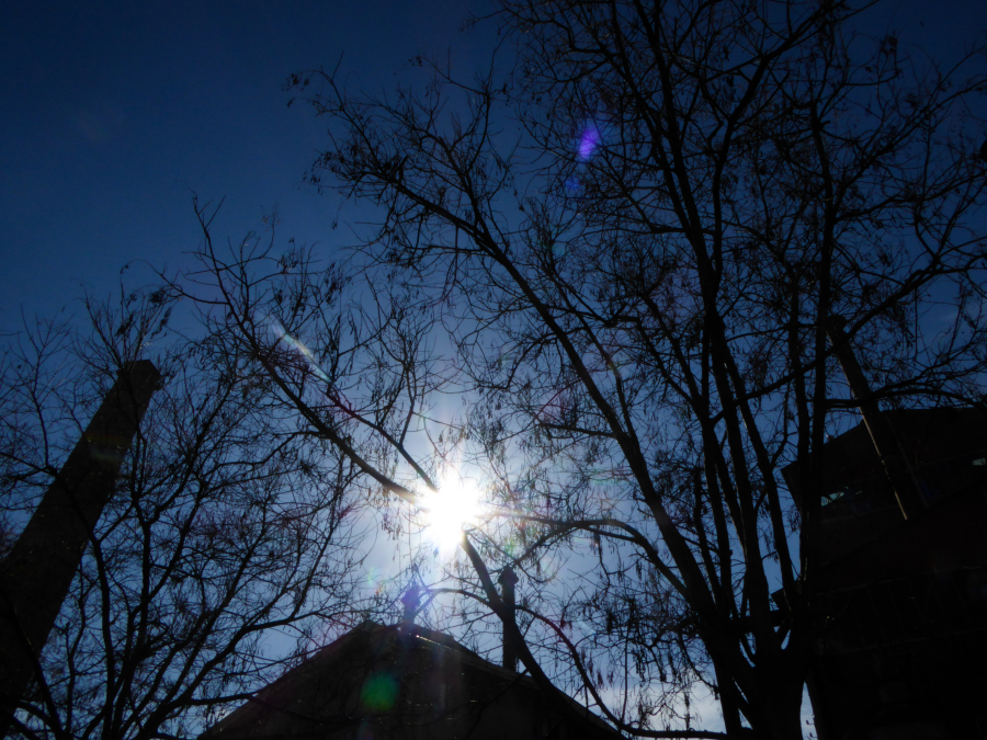 Πρόγνωση καιρού: Ανεβαίνει η θερμοκρασία σήμερα, πού θα ρίξει τοπικές βροχές