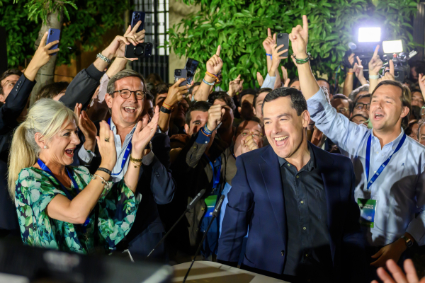 Ισπανία: Οι συντηρητικοί κέρδισαν τις εκλογές στην Ανδαλουσία, αλλά χρειάζονται την ακροδεξιά για να κυβερνήσουν