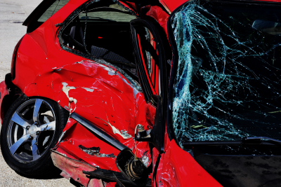 Τραγωδία στη Θεσσαλονίκη: Αυτοκίνητο έπεσε πάνω σε τοίχο, νεκρός ο οδηγός