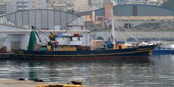 Αιτήσεις για άδεια αλιείας στην Περιφέρεια Αττικής