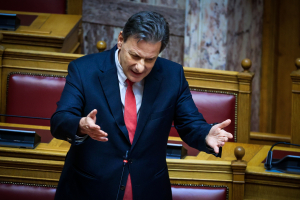 Σκυλακάκης: Οι ΑΠΕ συμβάλουν στην ασφάλεια των ενεργειακών υποδομών