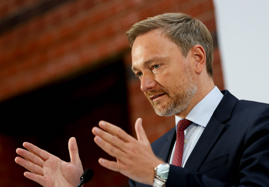 Το «γεράκι της λιτότητας» Κρίστιαν Λίντνερ μια ανάσα από το υπουργείο Οικονομικών της Γερμανίας