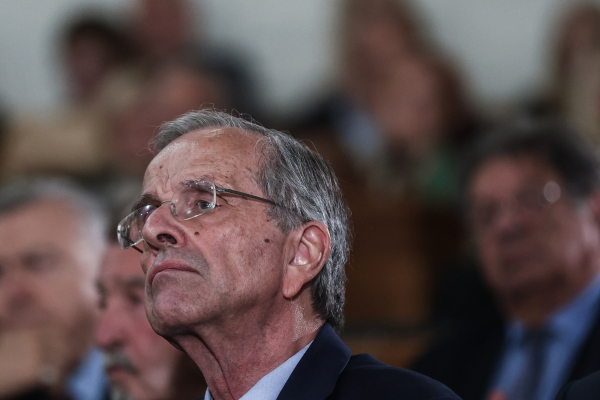 Γιατί το Μαξίμου έσπασε την «σιωπή» του και απάντησε στον Αντώνη Σαμαρά