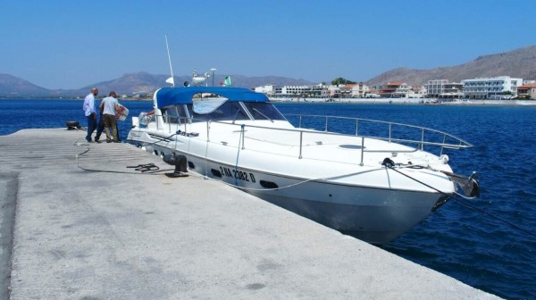 Θαλαμηγό που μετέφερε 2 τόνους ναρκωτικά εντόπισε το Λιμενικό