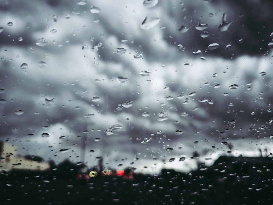 Νέο έκτακτο δελτίο καιρού: Προειδοποίηση για επικίνδυνα φαινόμενα τις επόμενες ώρες