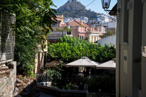 Airbnb in Greece: What New Legislation Means for Hosts and Travelers