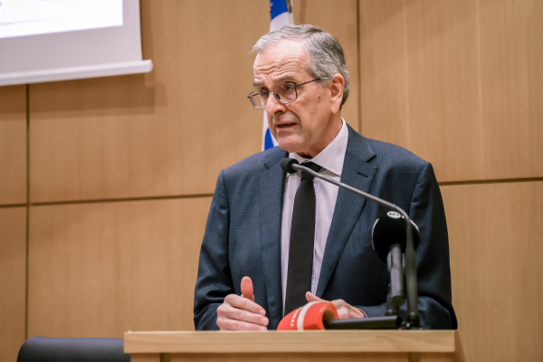 Ο φόβος του Μαξίμου: Ένας στους τέσσερις ψηφοφόρους της ΝΔ δηλώνει ότι μπορεί να ψηφίσει κόμμα Σαμαρά!