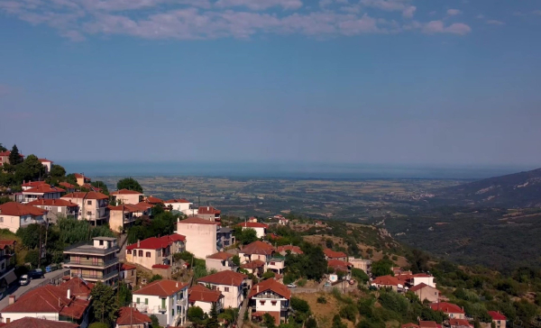 Το γραφικό χωριό της Λάρισας με παράδοση στο κρασί
