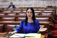 Γιαννακοπούλου «αδειάζει» Δουδωνή για την... οικογενειακή ευθύνη